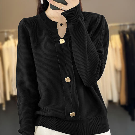 纤束马设计感三扣安迪绒针织衫 商品图9