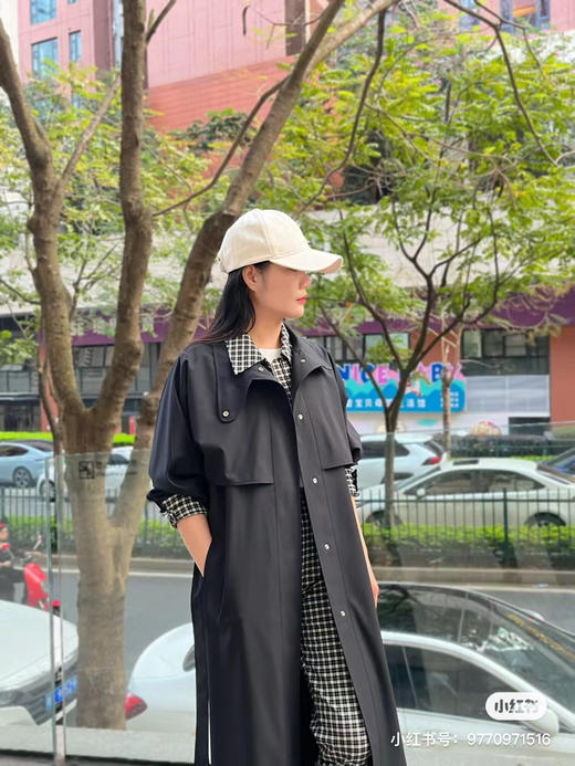 226-5自留 神秘优雅 小禾露珠系列 柔滑垂坠 自然防风雨 黑色立领风衣 商品图5