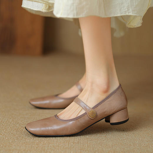 【预售5天】方头粗跟一字带玛丽珍鞋，温柔仙女风软皮黑色高跟鞋DTN-A1037-2 商品图1