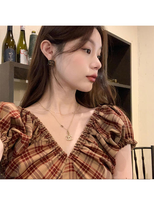 金蘑菇菇 水果篮子 小红裙 /长短款复古耐看v领泡泡袖格子连衣裙 商品图4