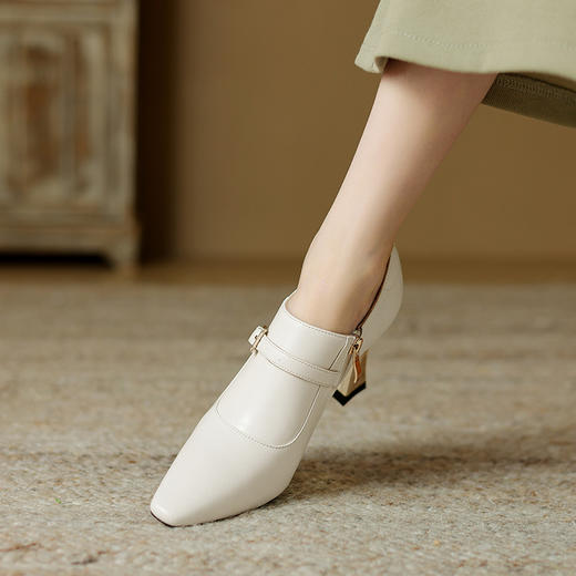 【预售5天】春季新款，性感百搭里外全真皮牛皮尖头深口高跟鞋FDME&FD8272 商品图2