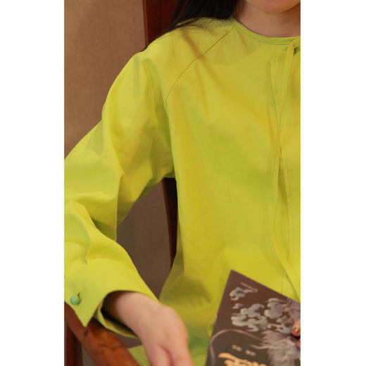 【抖音专属】【春和景明系列】开襟小衫（24710216翠樽） 商品图2