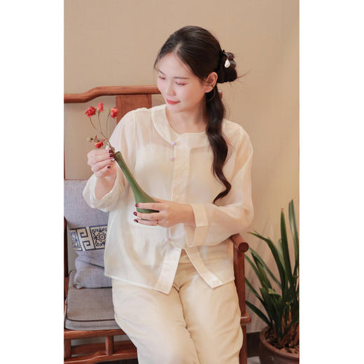 【抖音专属】拼边小衫（24710199-凝脂） 商品图5