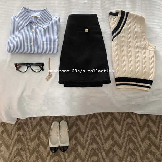 金蘑菇菇 檀香山学院 /长袖条纹衬衫女设计感小众宽松打底上衣 商品图2