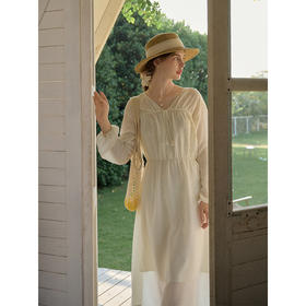 SimpleRetro流光仙子 法式温柔风白色连衣裙女春收腰刺绣小白裙子