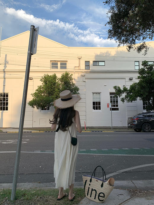 Floraison假日花期 / 挂脖无袖连衣裙约会渡假仙女裙 商品图3