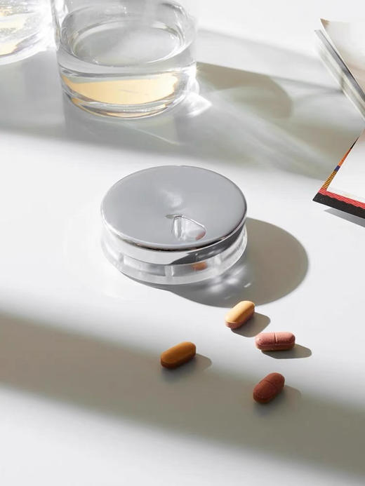 ALESSI/药盒药丸收纳小号密封便携旅行分装精致小巧送人 商品图0