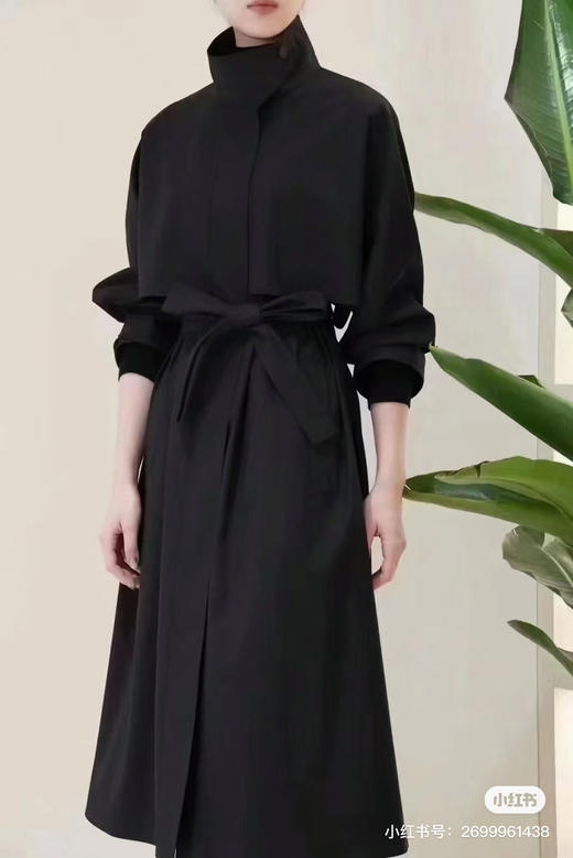 226-5自留 神秘优雅 小禾露珠系列 柔滑垂坠 自然防风雨 黑色立领风衣 商品图9