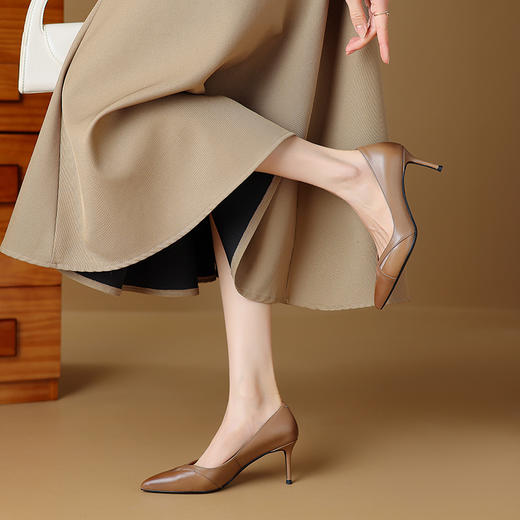 【预售5天】性感优雅，新风格细高跟里外全皮渐变色尖头高跟鞋HY&M865-1 商品图2