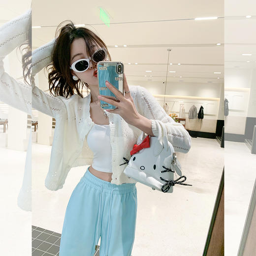 <曾小咸推荐>【无忧内搭】自带胸垫蝴蝶结吊带背心 商品图3