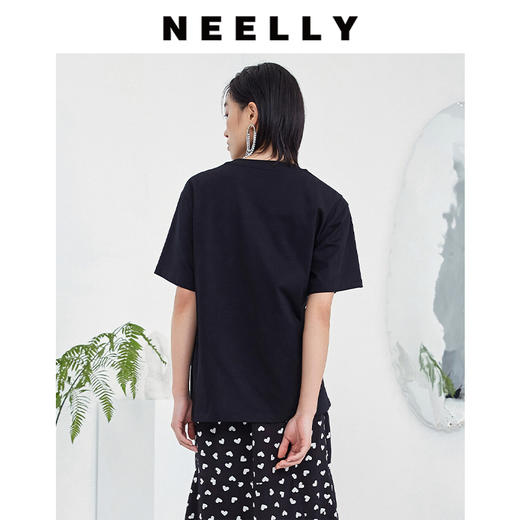 NEELLY纳俪商场同款基础圆领小众金属链条设计感抽绳褶皱短袖T恤N23044T04584 商品图3