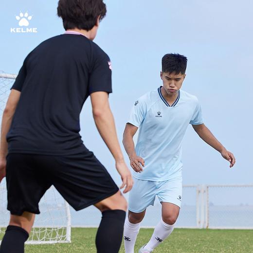 卡尔美2024新款男子训练足球服套装 商品图1