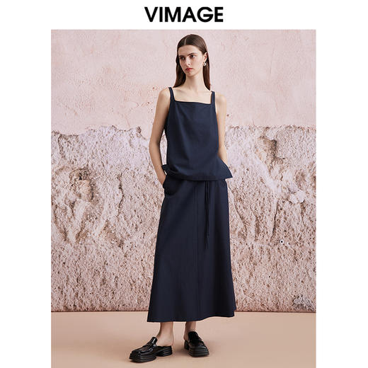 VIMAGE纬漫纪夏季新款垂感A字显瘦半身裙V2106714 商品图1
