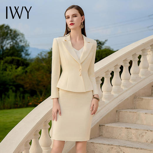 IWY/气质白领上班工装套裙女春款优雅米白色酒店前台经理职业装CS1933 商品图0