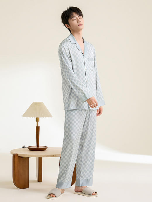 康妮雅男式长袖长裤开襟套装 商品图1