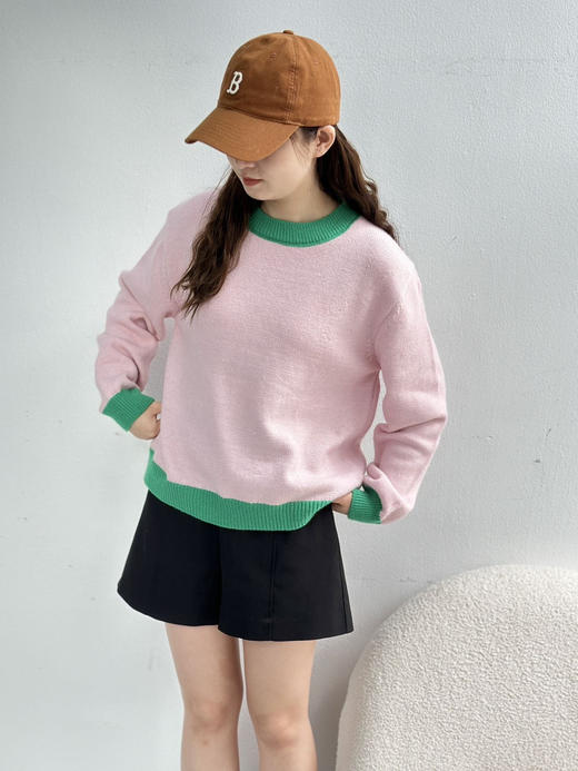 春秋高级感粉色针织打底衫女撞色小香宽松内搭别致上衣外穿 商品图1