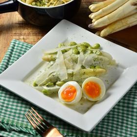 (小)白芦笋毛豆溏心蛋色拉 White Asparagus Salad with Edamame & Soft Boile Egg
