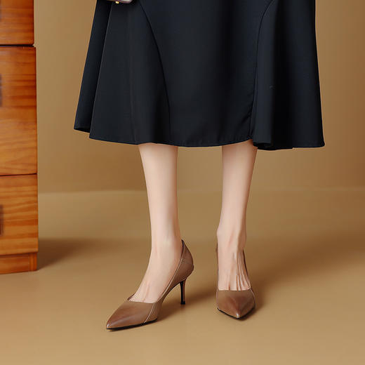 【预售5天】春夏新款，时尚百搭里外全皮尖头细跟高跟鞋HY-M863-1 商品图5