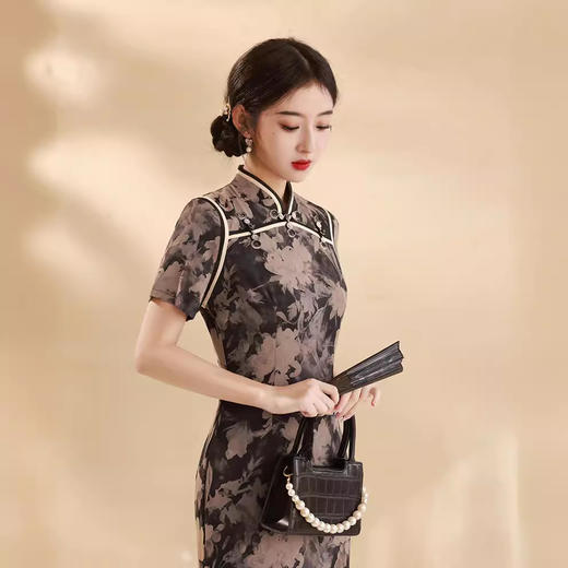 春夏新款，复古年轻款日常长款新中式改良旗袍XL-24029 商品图1