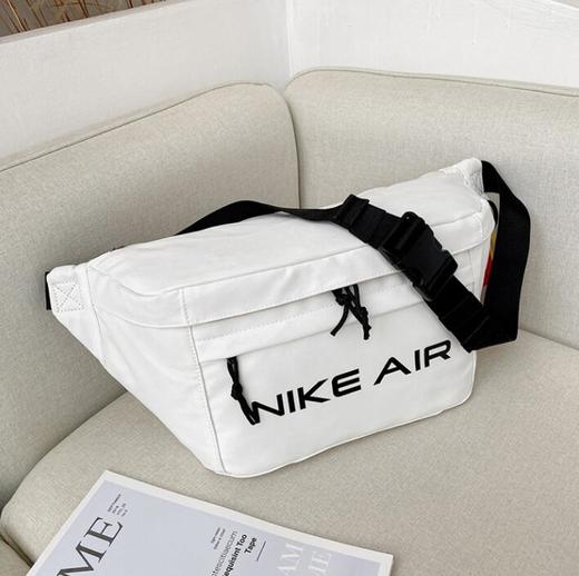Nike 耐克斜挎书包背包大腰包 NK9033 均码： 长42宽9高21 商品图1