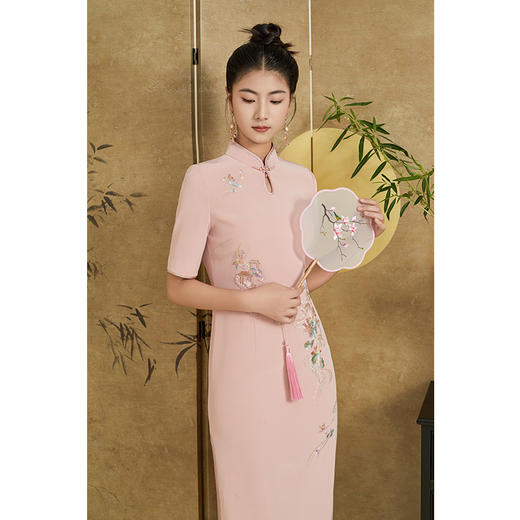 Gowani乔万尼2024新款连衣裙新中式旗袍刺绣设计高级感EM1E125102 商品图1