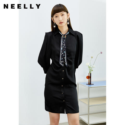 NEELLY纳俪商场同款连衣裙黑色百搭单排扣松紧腰通勤简约A字裙N22074Y04414 商品图0