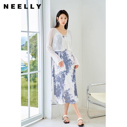 NEELLY纳俪商场同款印花吊带连衣裙2023秋季新款高级感温柔风长裙N24024Y04553 商品图0