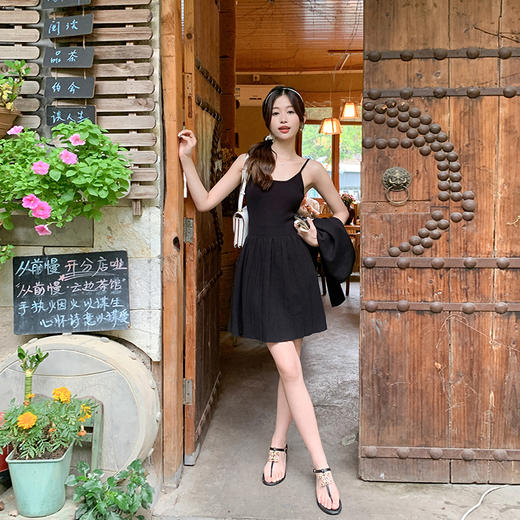 <曾小咸推荐>【甜心玛丽】上衣+吊带连衣裙 商品图3