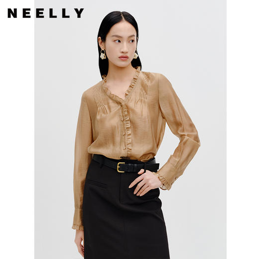 NEELLY纳俪商场同款天丝V领长袖衬衫女秋新品驼色小众设计感上衣N24024B04551 商品图2