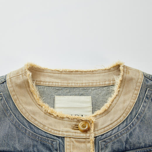 谜底短款牛仔外套女2024春新款复古文艺风圆领拼接合体241MW0004 商品图3