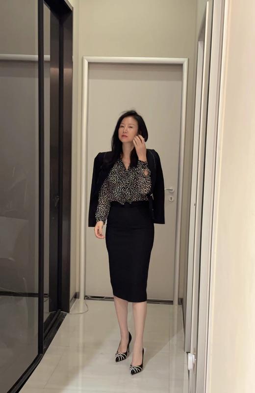 “黑兰”套裙 颈袖添香季时尚职业修身OL气质显瘦包臀羊毛女士套裙J9303994A 商品图6