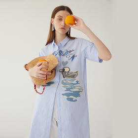 谜底宽松H型衬衫式连衣裙女2024夏季新款印花刺绣中长裙246ML7035