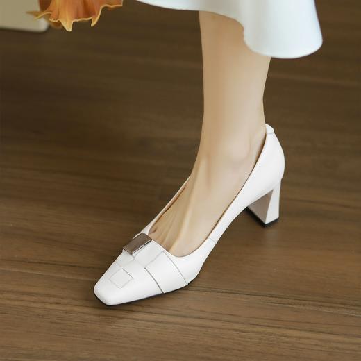 阿么手工女鞋法式编织浅口单鞋女2025新款金属扣真皮高跟鞋6.5CM 商品图3