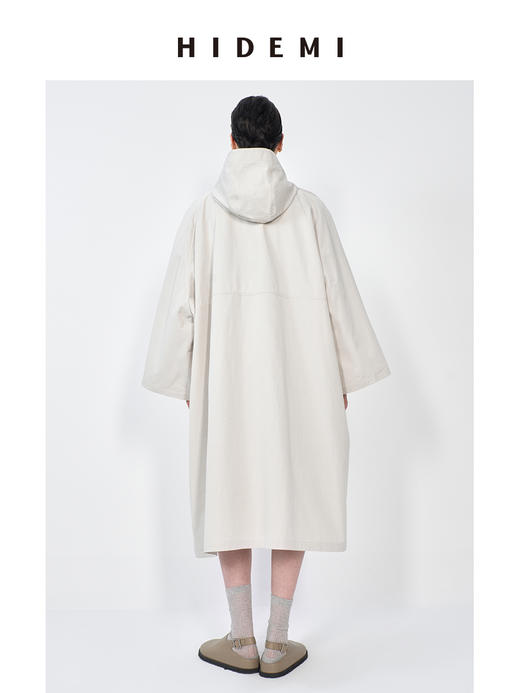 HIDEMI 【娜扎同款】新款冰川灰小男孩系列女装口袋撞钉廓形设计感连帽春日长风衣外套 商品图6