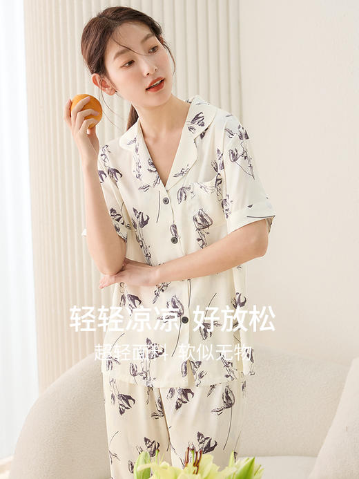 康妮雅女式短袖长裤开襟套装 商品图2