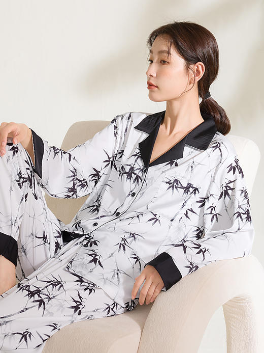 康妮雅女式长袖长裤开襟套装 商品图4