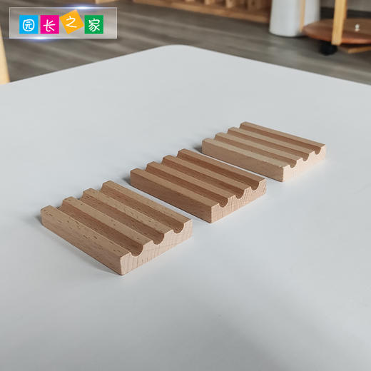 语言区教具—书写套装 托盘 榉木盒 垫片 三槽笔架 商品图3