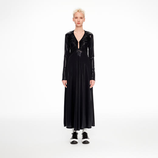 lost in echo2024春季新款设计师品牌连帽修身镂空褶皱长款连衣裙 商品图0