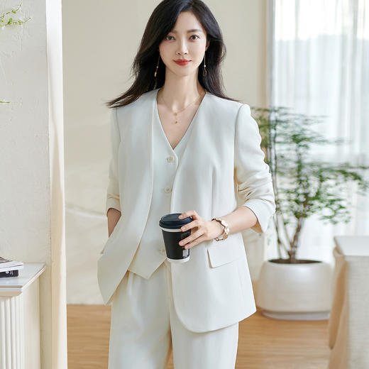 【醋纤外套】2026春季新款洋气时髦通勤百搭无扣长袖外套女 商品图0