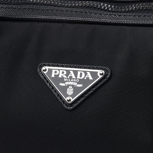 【一】PRADA 普拉达 男士 Re-Nylon 再生尼龙 Saffiano 皮革珐琅金属三角形徽标公文包 黑色 2VE368 2DMH F0002 XOM 商品图3