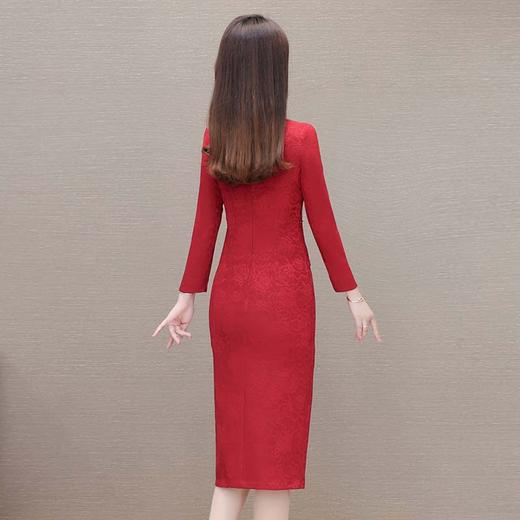 QYM-8907春秋季新款红色婚宴提花连衣裙拼结假两件包臀裙中长裙 商品图2