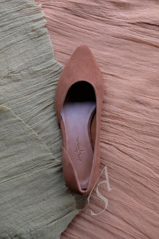 Cortana  驼棕色circe小牛皮芭蕾舞鞋 商品图0