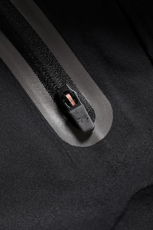 UA玛 男子 防风防水吸湿排汗 修身训练运动长裤 特惠 Z-11361 商品图9