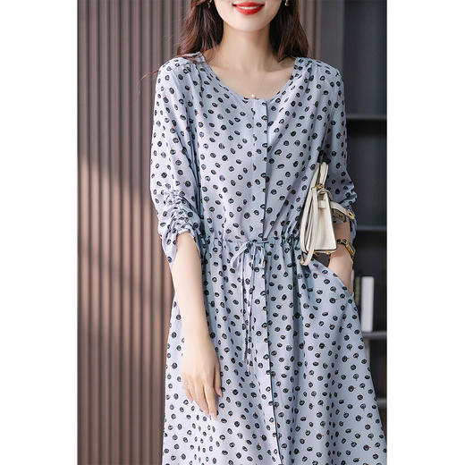法式波点碎花真丝连衣裙女2024夏季新款韩版宽松桑蚕丝长裙 商品图1