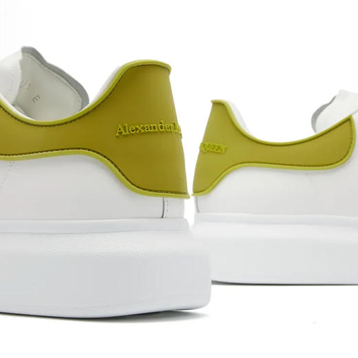 ALEXANDER MCQUEEN 亚历山大.麦昆 男士塑胶绿尾阔型休闲运动鞋 白色 727394 WHXMT 8729 商品图2