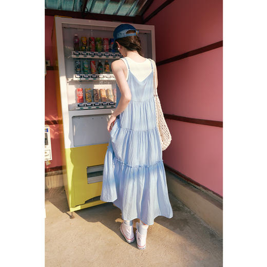 【严选】诗凡黎春海边假日甜美吊带裙SF3191341 商品图1