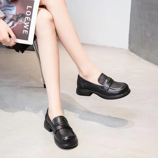 【实付满399送保温杯】【防滑百搭乐福鞋】女款休闲皮鞋 通勤办公单鞋 商品图3