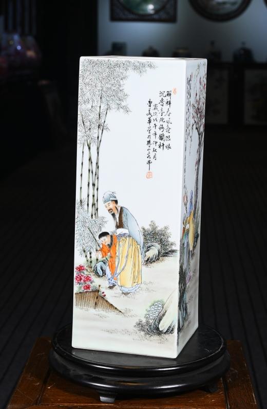 粉彩四爱图镶器 商品图0