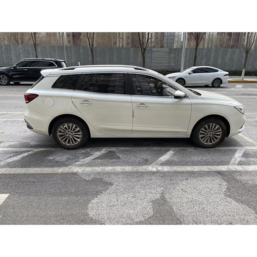 荣威 Ei5 豪华版【长租-北京】 商品图3