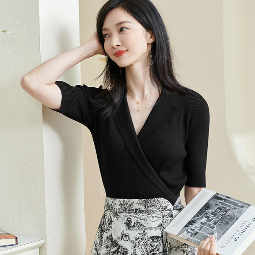 剩S/M/L/XL 【气质针织衫】2026春季新款时尚知性优雅修身显瘦上衣 商品图4